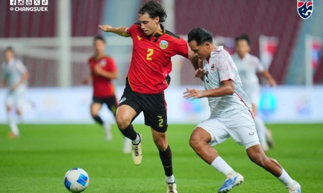 U22 Timor Leste (áo đỏ) nhiều khả năng sẽ sớm chia tay. (Nguồn: Changsuek)