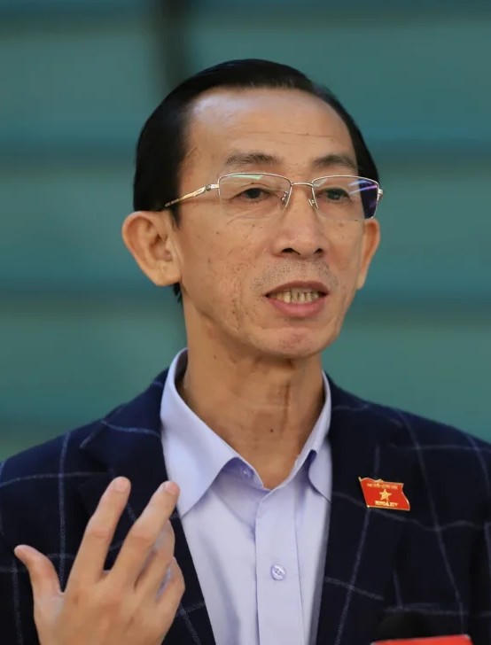 PGS.TS Trần Hoàng Ngân. 
