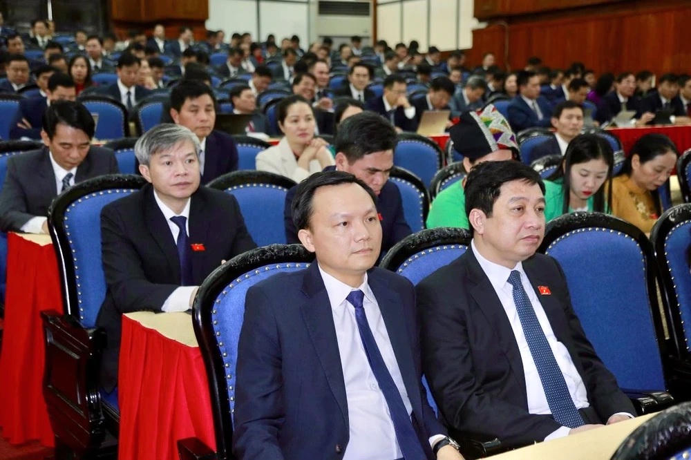 Các đại biểu dự kỳ họp. Ảnh: Lê Hợi