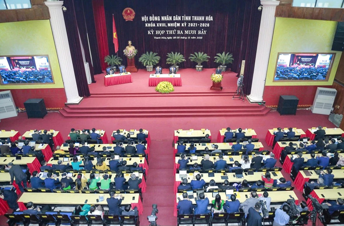 Toàn cảnh kỳ họp thứ 37, HĐND tỉnh Thanh Hóa khóa XVIII. Ảnh: Lê Hợi