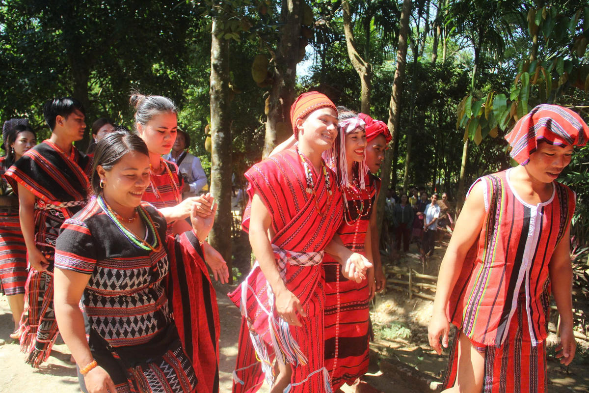 Gìn giữ và phát huy nét đẹp trong lễ cưới truyền thống của người Pa Cô