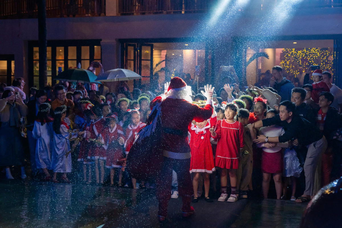 TP Đà Nẵng tăng cường tổ chức các lễ hội cuối năm phục vụ du khách. Ảnh: Nguyễn Tú.