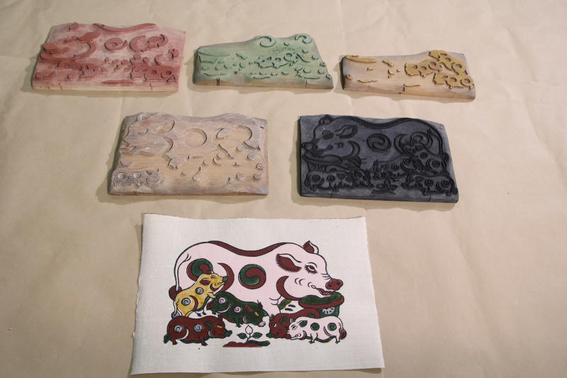 Ván in và mẫu tranh dân gian Đông Hồ. Bộ VHTTDL.