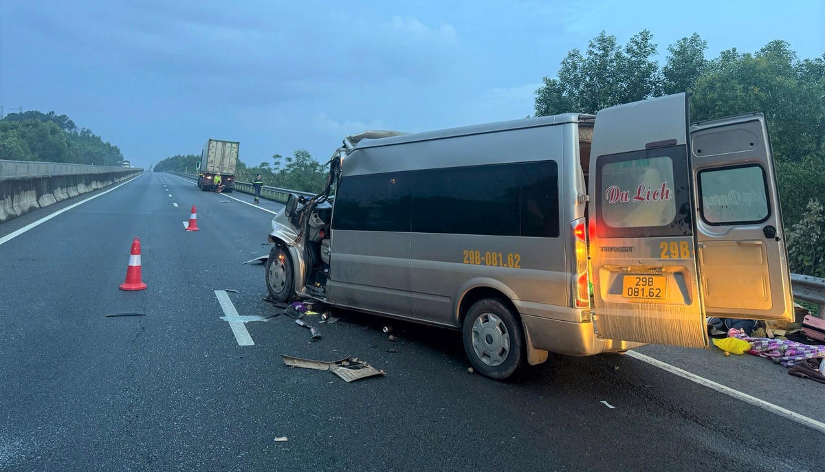 Hiện trường vụ tai nạn giao thông trên cao tốc Đà Nẵng- Quảng Ngãi. Ảnh: CV.