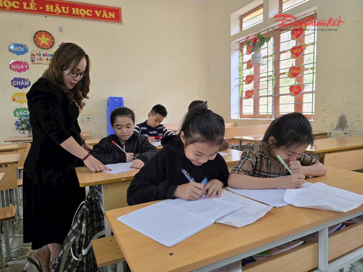 Chủ tịch UBND Nghệ An: Tuyển dụng giáo viên phải minh bạch, rõ ràng