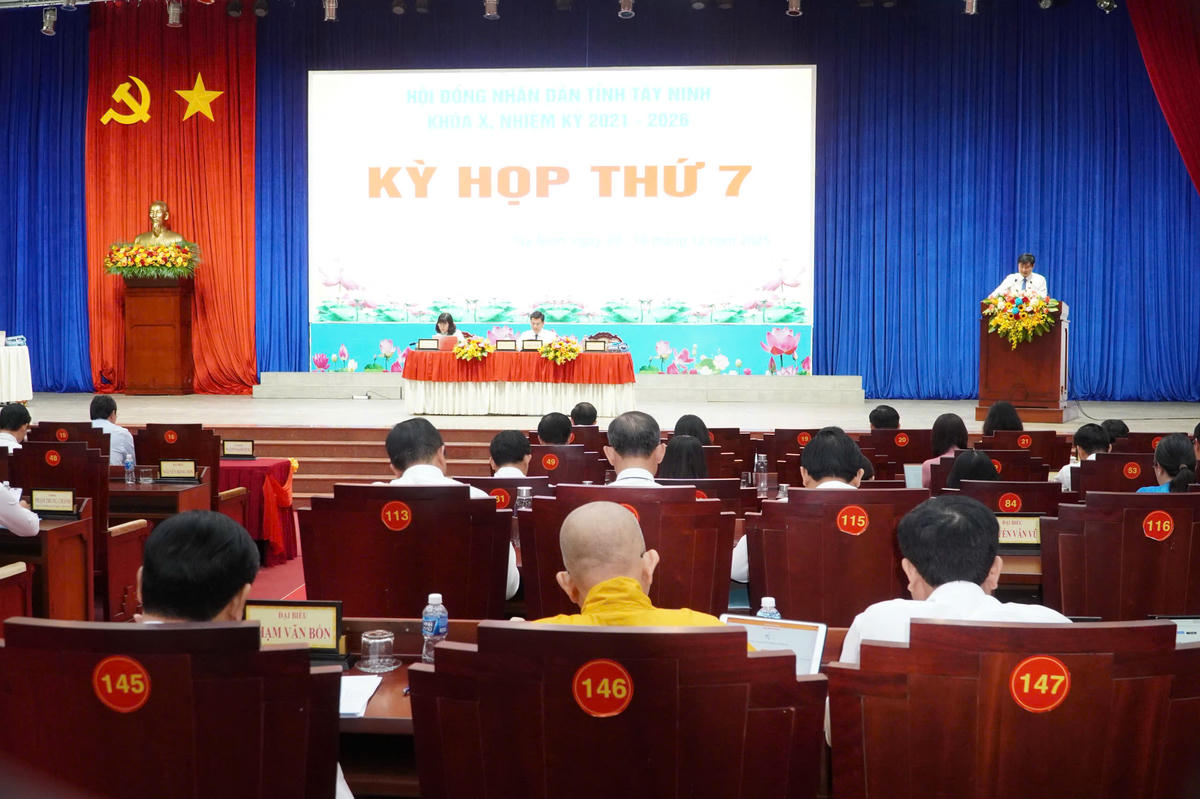 Tỉnh Tây Ninh tổ chức kỳ họp HĐND lần thứ 7, khoá X, nhiệm kỳ 2021-2026. Ảnh: Đ.X.
