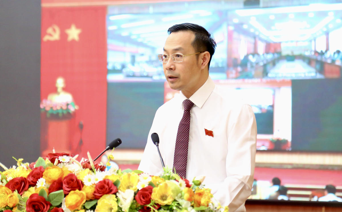 Ông Nguyễn Thanh Nhàn - Phó Bí thư Thường trực Tỉnh ủy, Chủ tịch HĐND tỉnh An Giang phát biểu tại kỳ họp. (ảnh: Thanh Tiến)