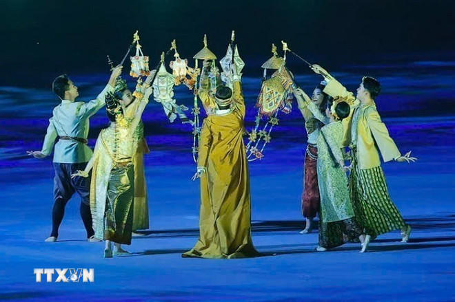 Lễ khai mạc SEA Games 33 được công bố gồm 5 tiết mục lớn: Hành trình tìm về cội nguồn SEA Games, khơi dậy đam mê thi đấu, khẳng định sự đa dạng văn hóa ASEAN, tôn vinh tinh thần thể thao và lời chào của tình hữu nghị “Chúng ta là một”. (Ảnh: Minh Quyết/TTXVN)