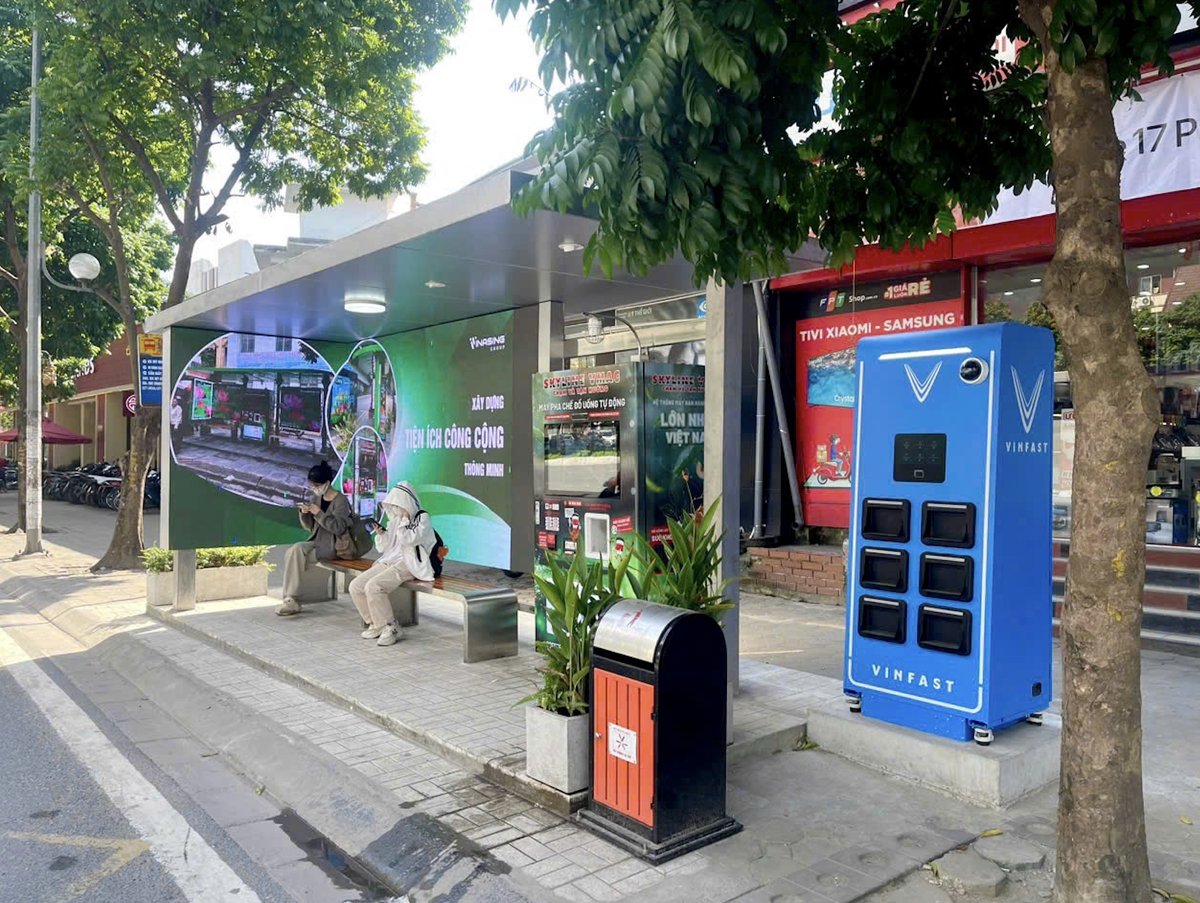 Hình ảnh nhà chờ xe buýt được triển khai đồng bộ trên tuyến đường Vành đai 2.