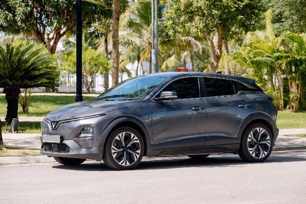 Tại sao ngày càng nhiều gia đình trẻ “chốt đơn” VinFast VF 6?