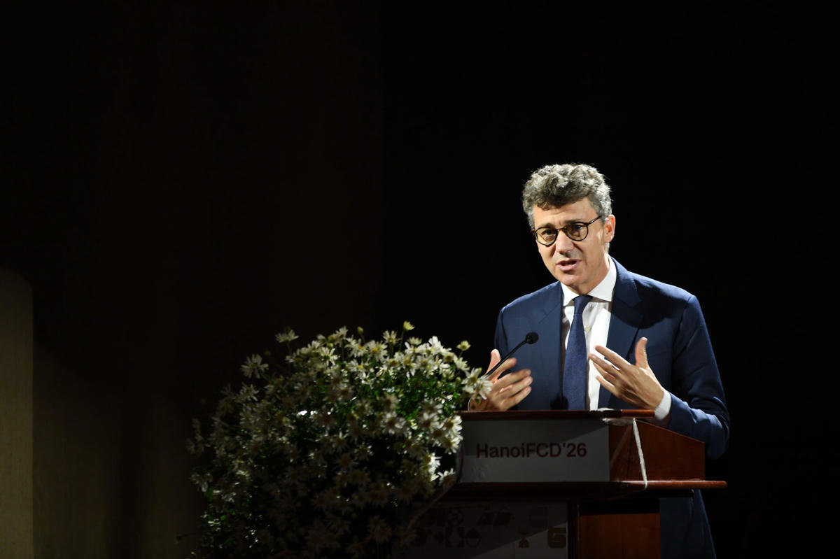 Ông Jonathan Wallace Baker - Trưởng Đại diện Văn phòng UNESCO tại Việt Nam khẳng định: UNESCO nhiệt liệt ủng hộ hành trình sáng tạo của Hà Nội và vui mừng đồng hành cùng thành phố trên con đường trở thành một không gian của trí tưởng tượng, kết nối và đổi mới. Ảnh: Phạm Sỹ.