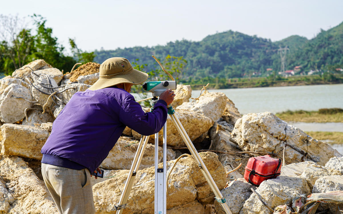 Sau gần một tháng thi công, khối lượng đạt khoảng 45%. Ảnh: Cẩm Kỳ 