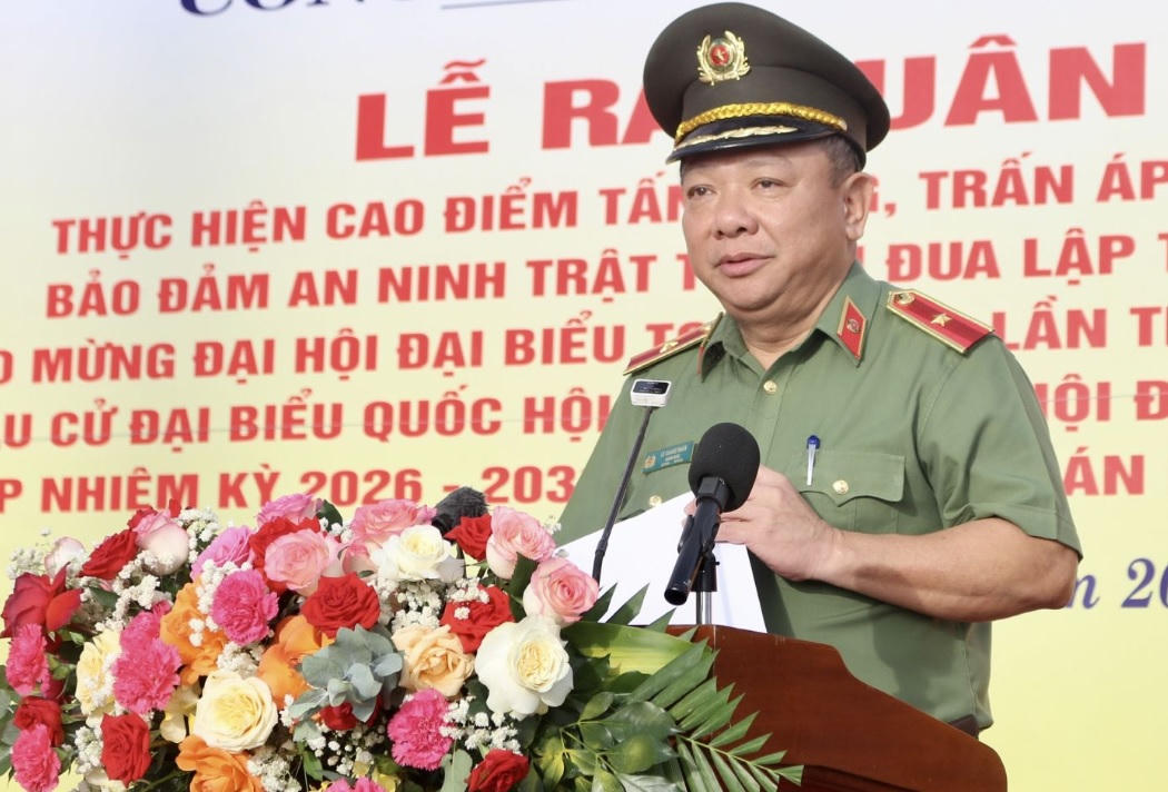 Thiếu tướng Lê Quang Nhân, Giám đốc Công an tỉnh Gia Lai phát biểu tại lễ ra quân. Ảnh: CV.