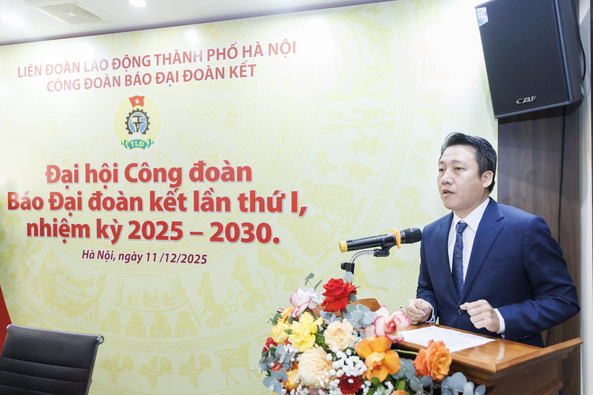 Nhà báo Nguyễn Văn Dũng, Phó Bí thư Đảng ủy, Phó Tổng Biên tập báo Đại đoàn kết công bố Quyết định chỉ định Ban Chấp hành Công đoàn báo Đại đoàn kết khóa I, nhiệm kỳ 2025-2030.