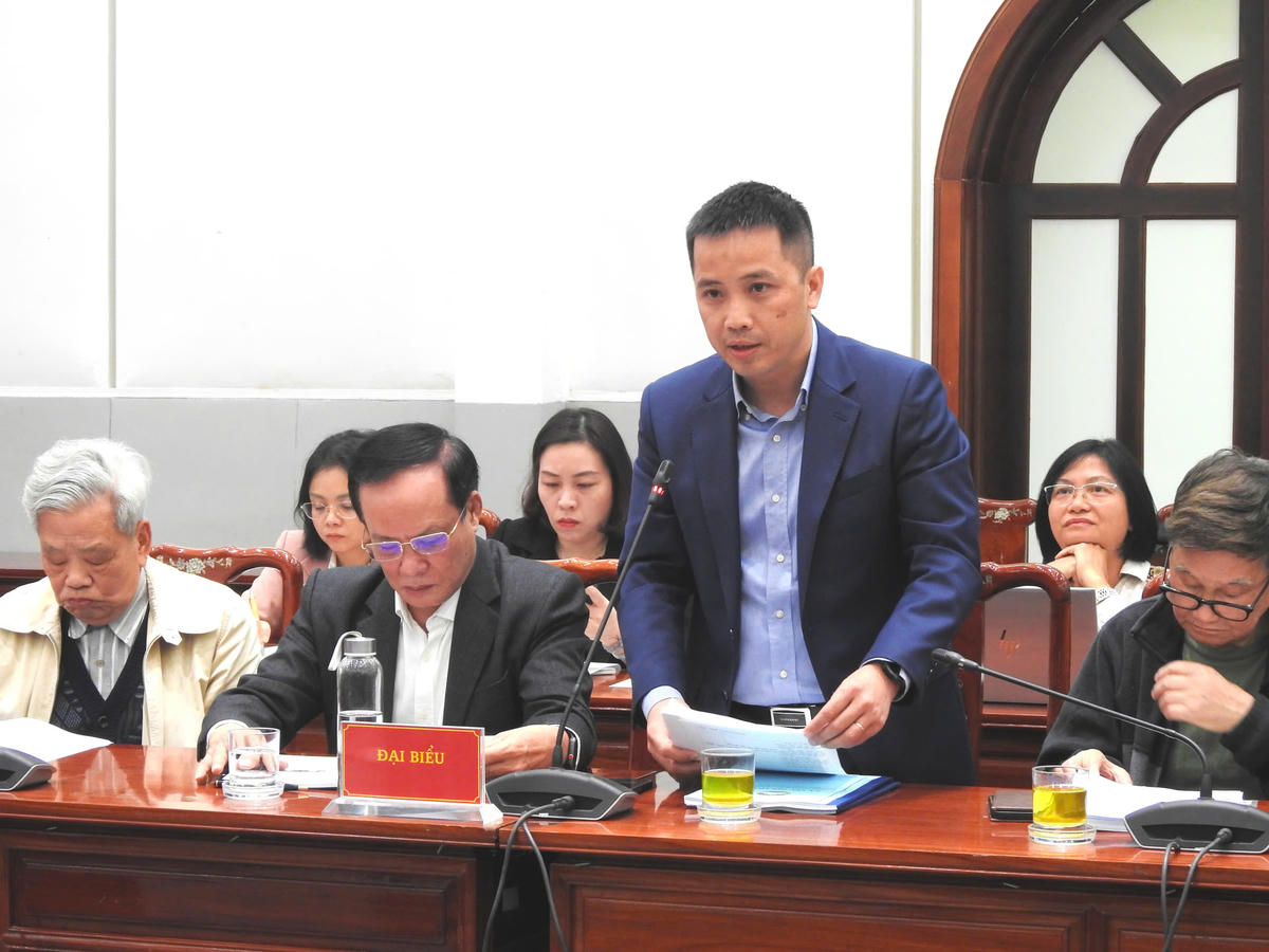 Ông Đậu Anh Tuấn, Ủy viên Ban Thường trực, Phó Tổng Thư kí VCCI phát biểu tại Hội thảo. Ảnh: Văn Hoa