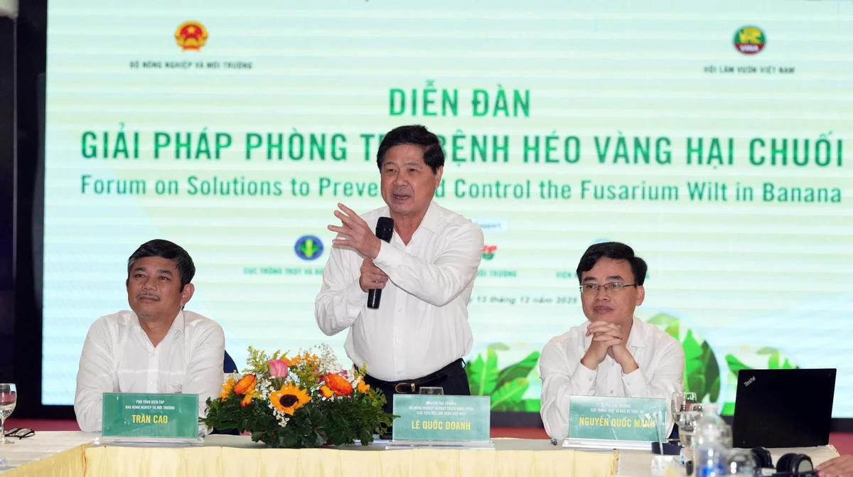 Ông Lê Quốc Doanh - nguyên Thứ trưởng Bộ NN-PTNT, Chủ tịch Hội Làm vườn Việt Nam phát biểu tại Diễn đàn. Ảnh: BTC.