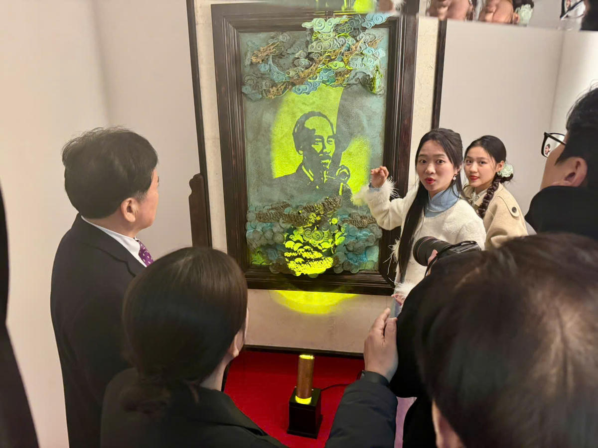 Triển lãm về Chủ tịch Hồ Chí Minh – điểm tựa tinh thần cho cộng đồng người Việt tại Hàn Quốc