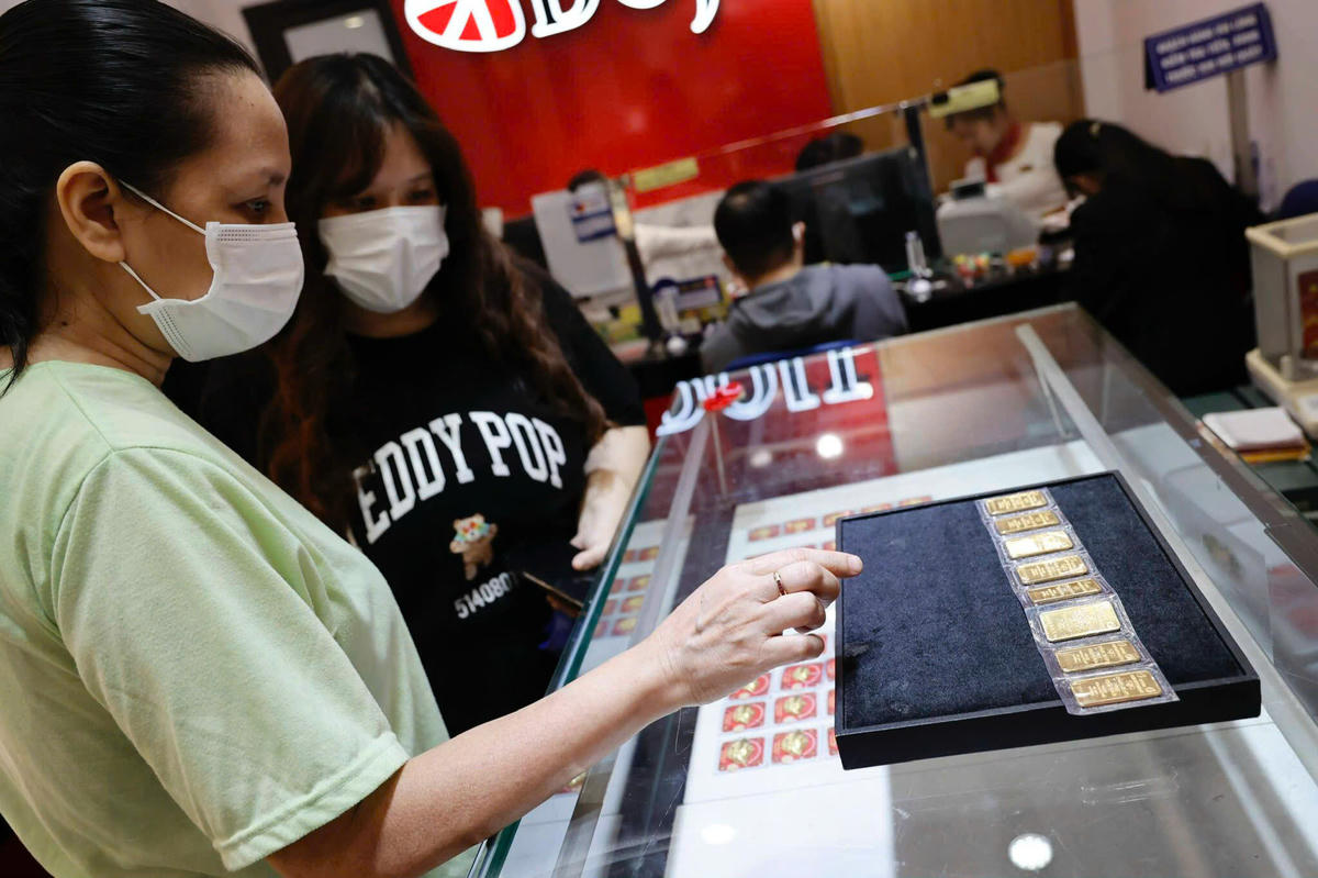 Cần thiết có sàn giao dịch vàng quốc gia. Ảnh: Quang Vinh