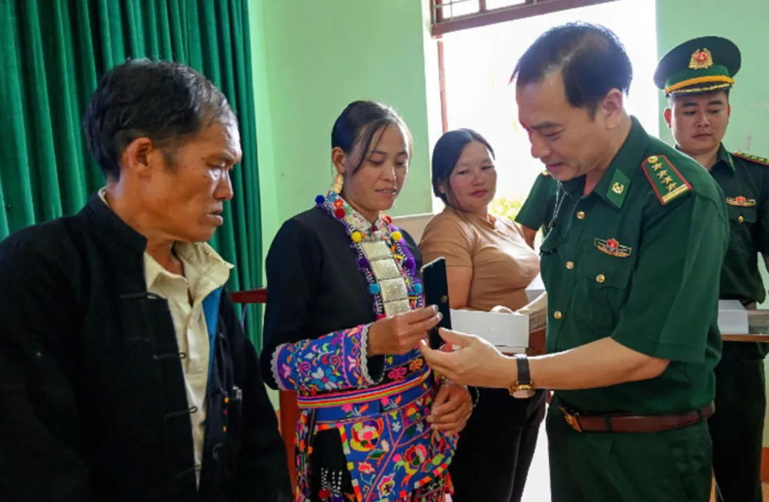 “Bình dân học vụ số”: Đòn bẩy thúc đẩy chuyển đổi số của Bộ đội Biên phòng