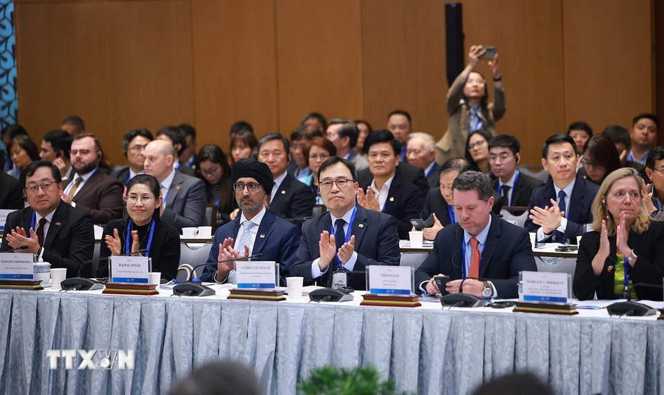 Các đại biểu tham dự Diễn đàn Kinh tế Việt Nam 2025, triển vọng 2026. (Ảnh: Dương Giang/TTXVN).