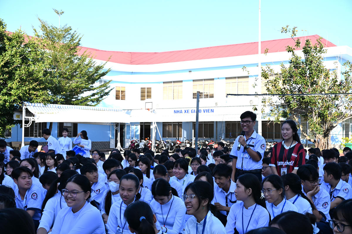  Tích hợp nội dung giáo dục hạnh phúc, kỹ năng sống, kỹ năng quản lý cảm xúc vào sinh hoạt chuyên môn, sinh hoạt lớp và các hoạt động giáo dục ngoài giờ lên lớp. Ảnh: Nguyên Du