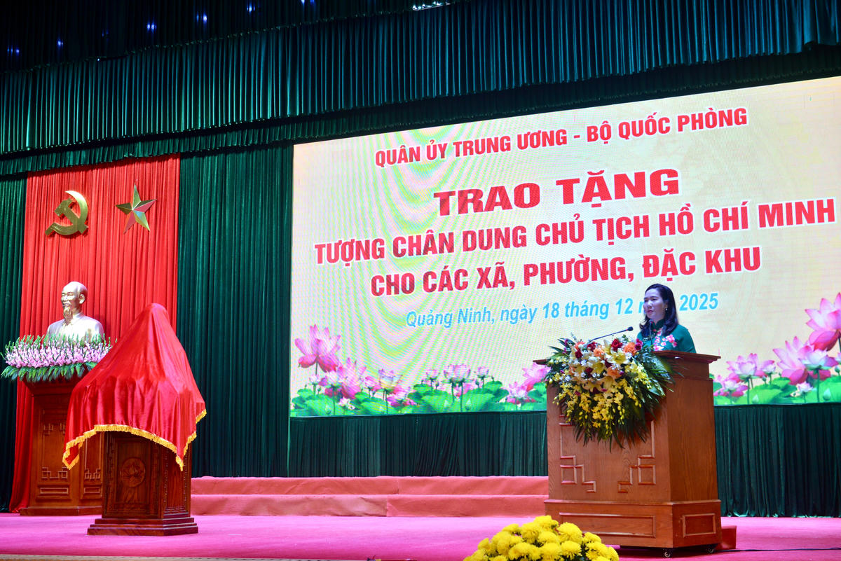 Phó Chủ tịch UBND tỉnh Quảng Ninh Nguyễn Thị Hạnh phát biểu tại buổi lễ.