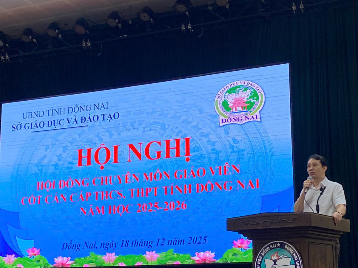 Ông Trần Ngọc Thắng, Phó Giám đốc Sở GDĐT tỉnh Đồng Nai phát biểu. Ảnh: Nhật Nam.