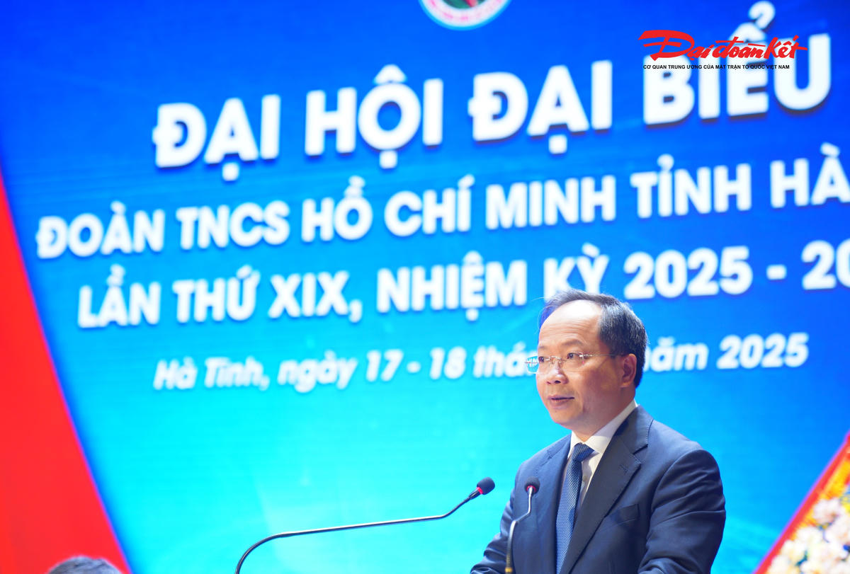 Bí thư Tỉnh ủy Hà Tĩnh Nguyễn Duy Lâm phát biểu tại đại hội. Ảnh: HN.