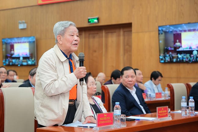 Đại biểu thảo luận tại Hội nghị.