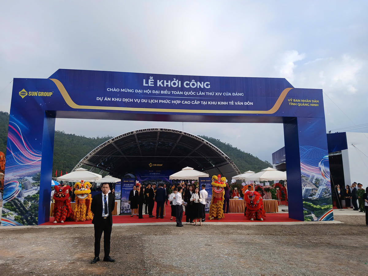 Quang cảnh lễ khởi công. Ảnh: Nguyễn Quý