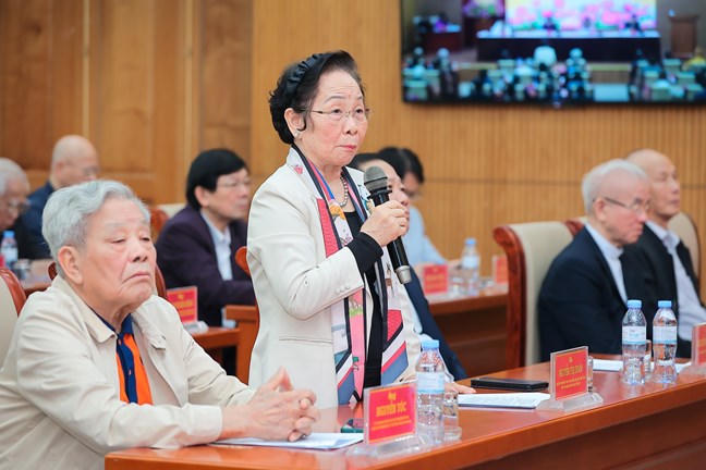 Đại biểu thảo luận tại Hội nghị. 