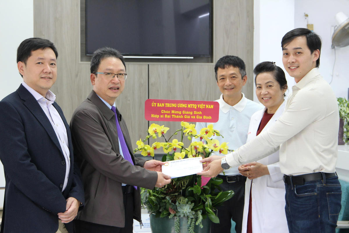 Ủy ban Trung ương MTTQ Việt Nam thăm, chúc mừng Tòa Giám mục Lạng Sơn - Cao Bằng