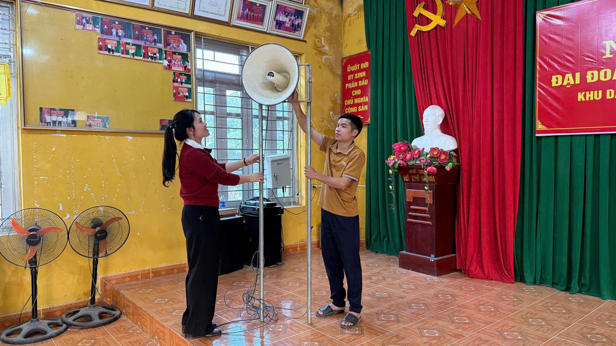 Hệ thống loa phát thanh được đầu tư để đưa thông tin đển bà con mỗi ngày. Ảnh: Đức Sơn