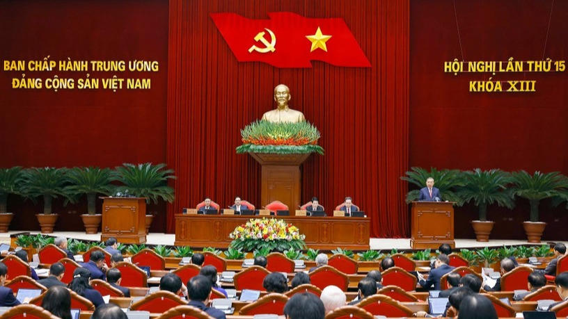 Thông cáo báo chí ngày làm việc thứ nhất Hội nghị Trung ương 15, khóa XIII