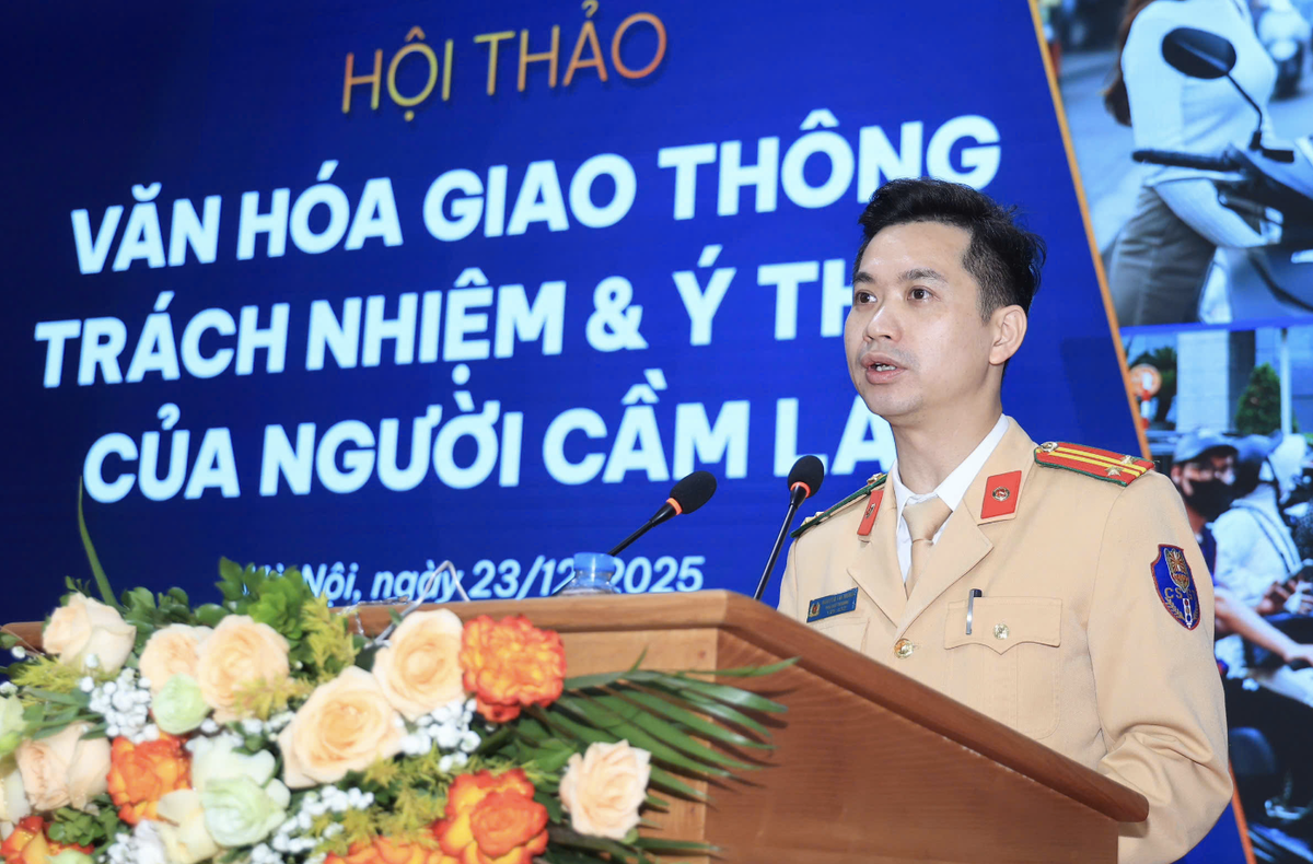 Trung tá Nguyễn Tài Nghĩa, Phó Đội trưởng Đội Tuyên truyền, điều tra, giải quyết TNGT và xử lý vi phạm giao thông.