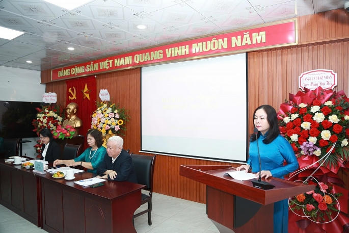 Đồng chí Nguyễn Mai Anh tham luận tại Đại hội. Ảnh Nguyễn Hùng.