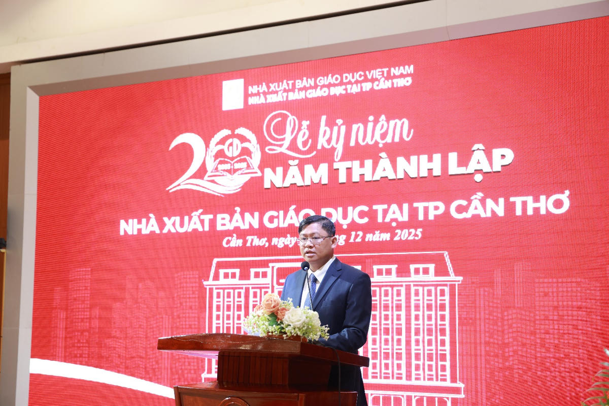 Ông Nguyễn Thái An - Giám đốc NXBGD tại TP. Cần Thơ phát biểu tại buổi lễ