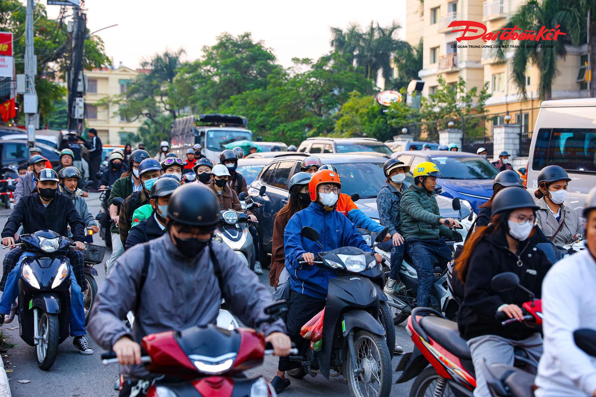 Dự án có điểm đầu tuyến khớp nối với đoạn đường đã xây dựng phía Bắc trụ sở Quận ủy Tây Hồ (nay là UBND phường Tây Hồ); điểm cuối khớp nối với nút giao đường Vành đai 3 thuộc phường Xuân Đỉnh.