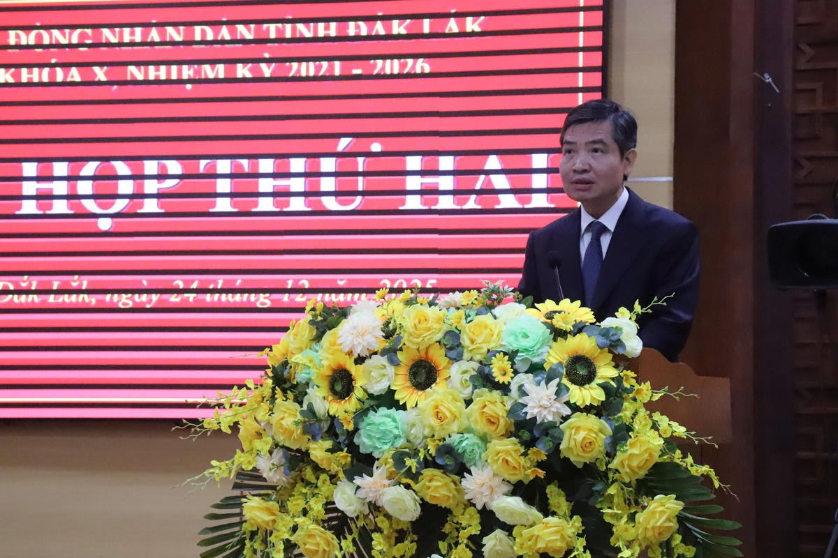 Chủ tịch UBND tỉnh Đắk Lắk Tạ Anh Tuấn phát biểu. Ảnh:CL.