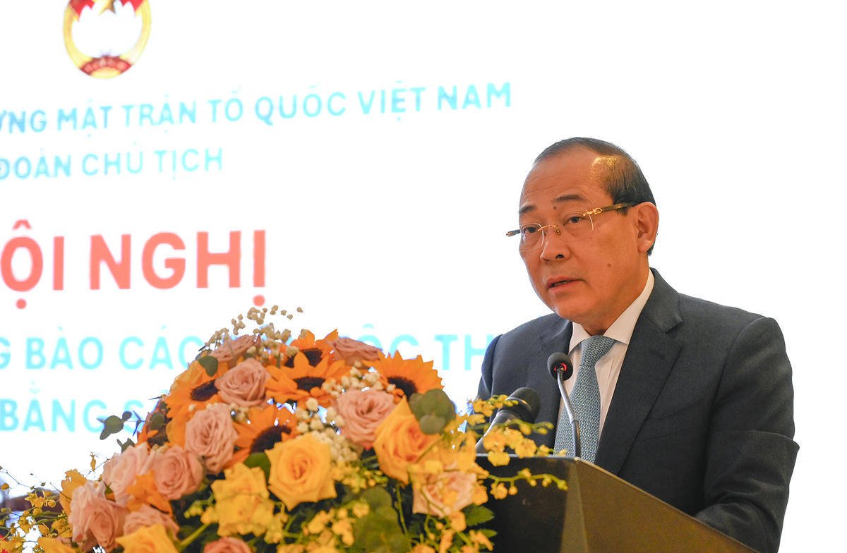 Phó Chủ tịch Ủy ban Trung ương Mặt trận Tổ quốc Việt Nam Hoàng Công Thủy phát biểu khai mạc hội nghị. Ảnh Nguyễn Minh.