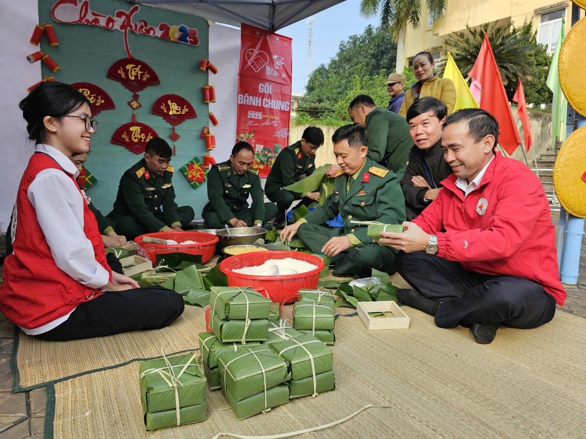 “Tết Nhân ái” Xuân Bính Ngọ 2026: Huy động tối thiểu 750 tỷ đồng chăm lo người nghèo