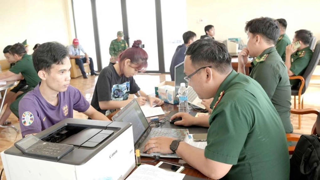 Phá loạt đường dây đưa người sang Campuchia làm “việc nhẹ, lương cao”