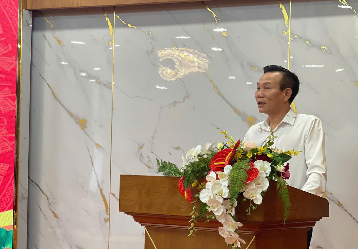 TS. Nguyễn Minh Phú phát biểu khai mạc. Ảnh: C.C.