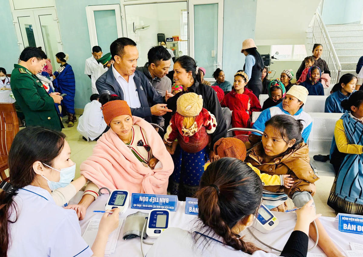 Nhờ có thông tin, bà con Thượng Trạch cũng quan tâm hơn đến y tế và sức khỏe cộng đồng.