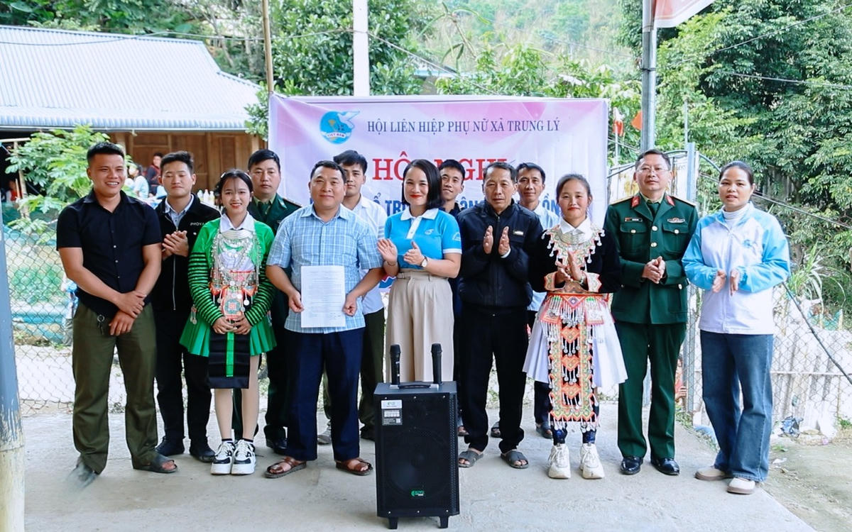 Sau những chuyến thăm, học tập kinh nghiệm, cán bộ xã Trung Lý đã vận đụng những điều học được vào thực tiễn địa phương. Ảnh: Hoàng Anh