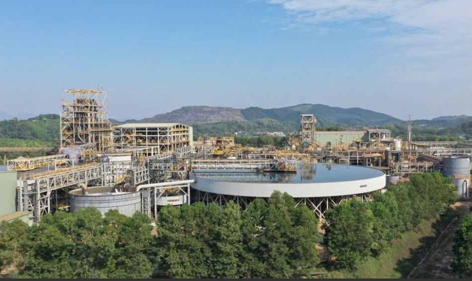 MHT hiện là một trong những nhà sản xuất vonfram hàng đầu thế giới, cung cấp vật liệu đầu vào cho các ngành then chốt như điện tử, hàng không- vũ trụ, ô tô, năng lượng tái tạo và quốc phòng