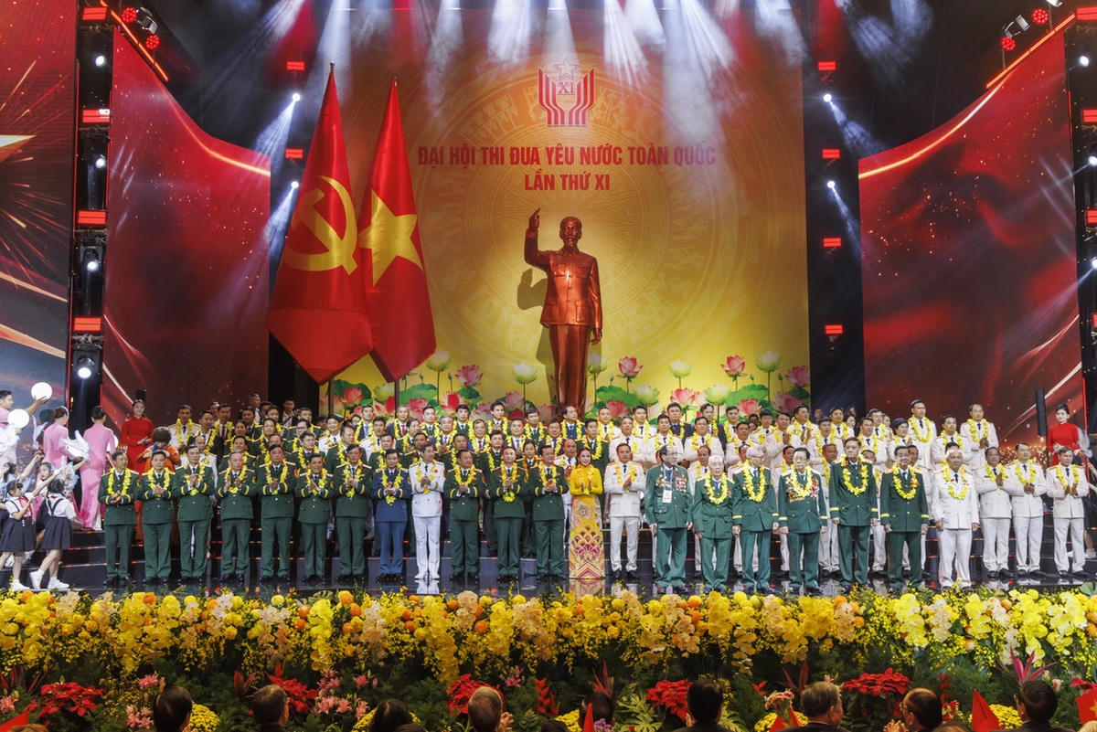 Các điển hình tiên tiến được tôn vinh tại Đại hội. Ảnh: Quang Vinh