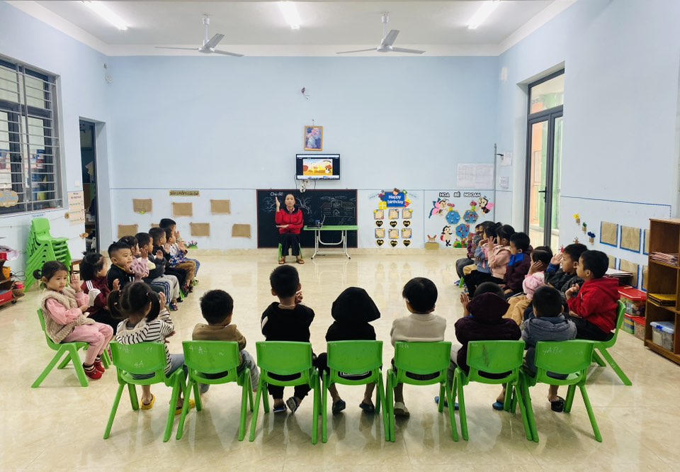 Nâng chuẩn giáo viên, nâng chất lượng