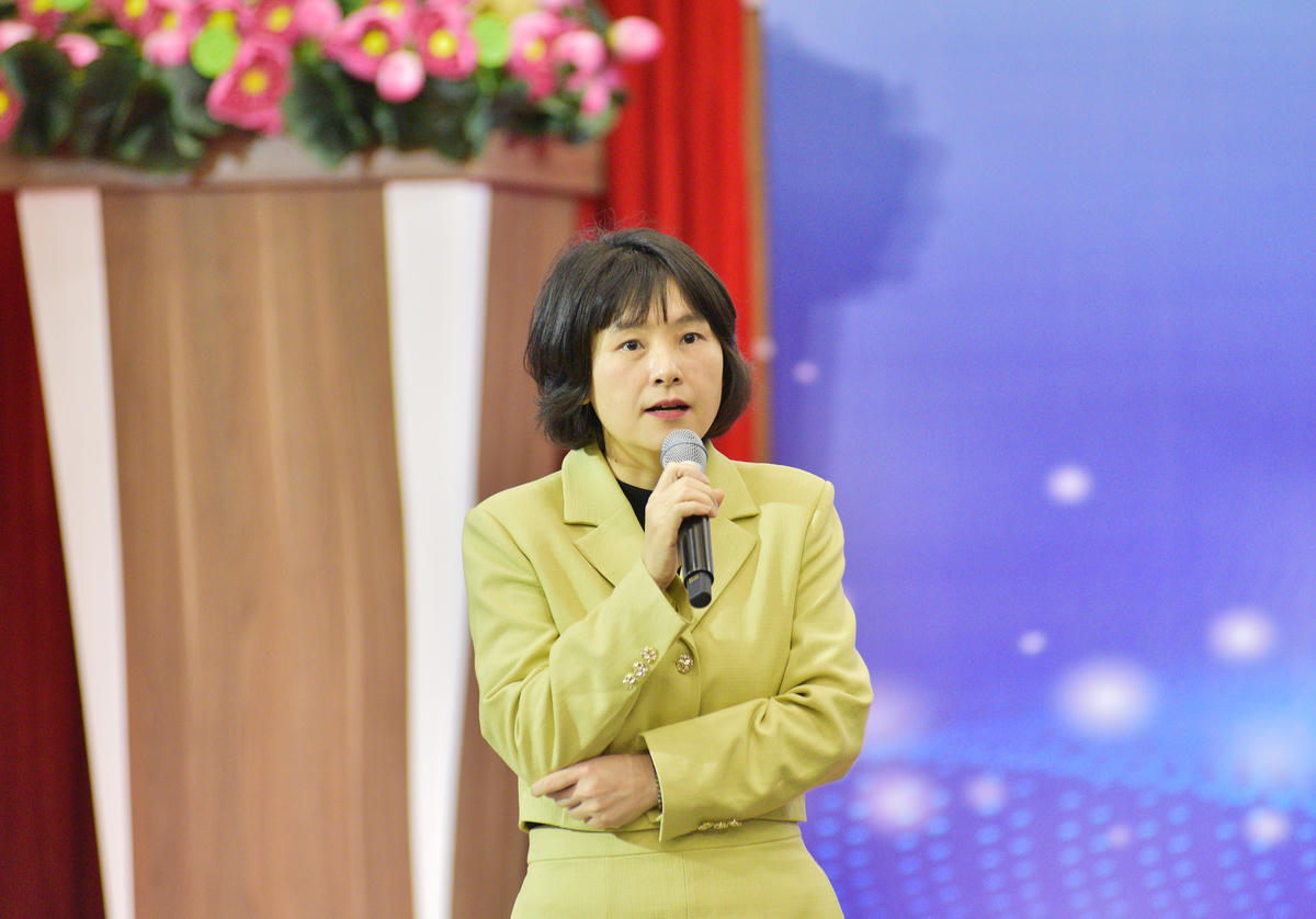 Giám đốc NEAC Tô Thị Thu Hương phát biểu tại buổi lễ. Ảnh: Thảo Anh