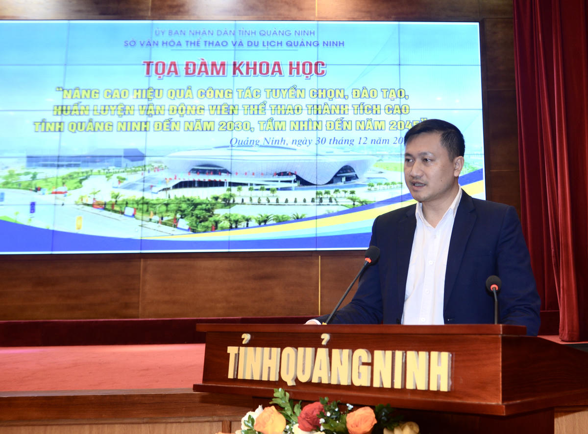 TS. Trần Ngọc Dũng (Vụ Khoa học, Công nghệ, Đào tạo và Môi trường thuộc Bộ Văn hóa, Thể thao và Du lịch)&nbsp;đưa ra 3 nhóm giải pháp nhằm nâng cao hiệu quả công tác tuyển chọn, đào tạo, huấn luyện VĐV thể thao thành tích cao.